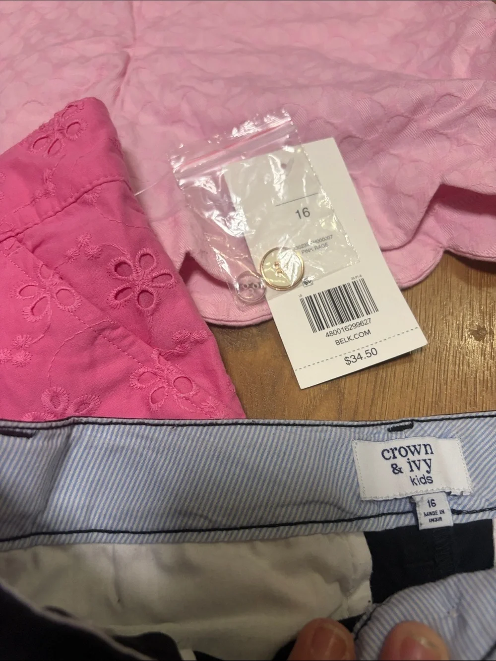 crown & ivy Scallop Hem Shorts Trio - Hot Pink, Light Pink & Black